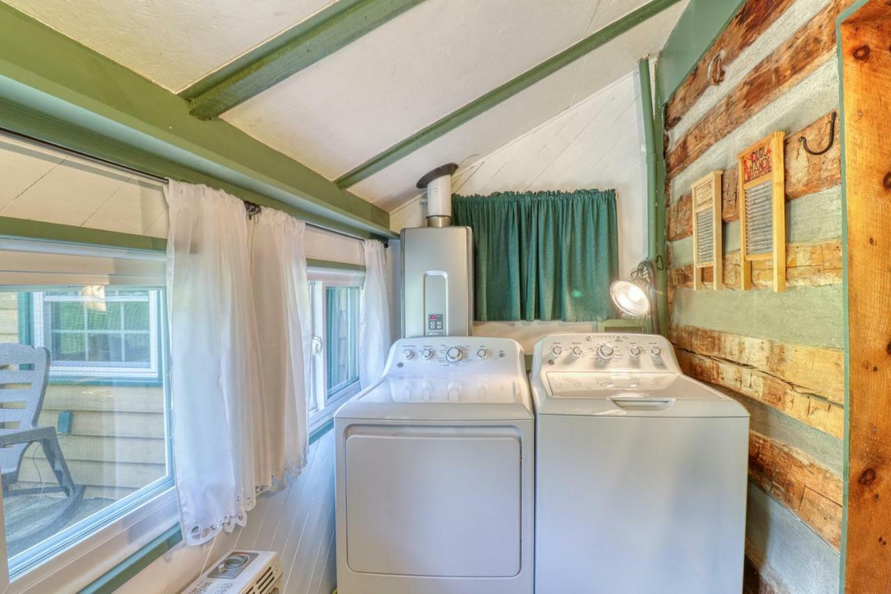 1 Bed 1 Bath Vacation Home In Sylva Zewnętrze zdjęcie